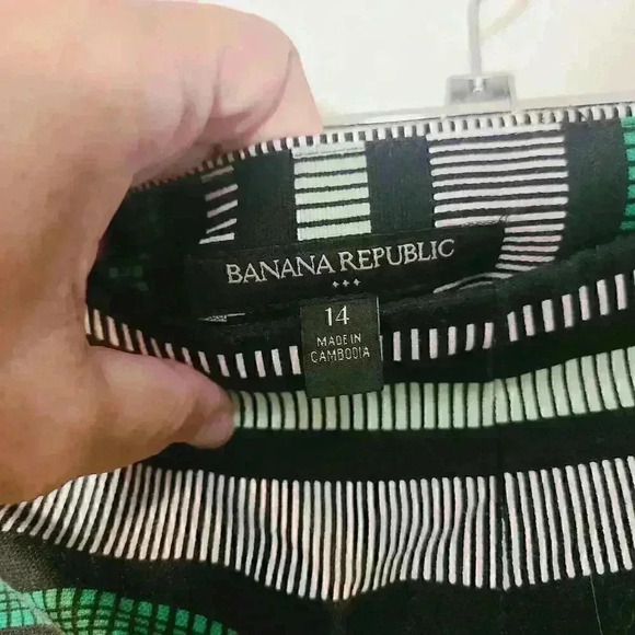 Banana Republic Shorts Womens Size 14 Black Green Striped Chino Casual Preppy - Picture 6 of 8